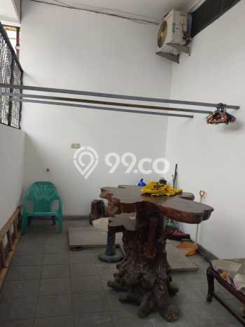 Rumah Modern 2 Kamar LT 100m2 di Bandengan Rumah Modern 2 Kamar LT 100m2 di Bandengan