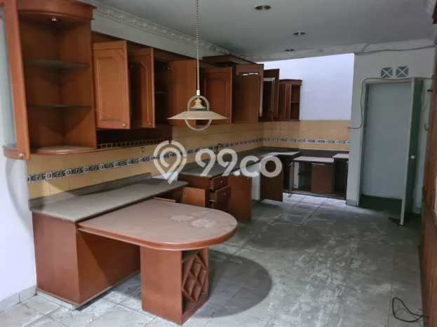 Jual Rumah Luas Megah Dengan View Cantik di Taman Palem, Jakarta Barat Jual Rumah Luas Megah Dengan View Cantik di Taman Palem, Jakarta Barat