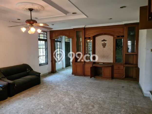 Jual Rumah Luas Megah Dengan View Cantik di Taman Palem, Jakarta Barat Jual Rumah Luas Megah Dengan View Cantik di Taman Palem, Jakarta Barat