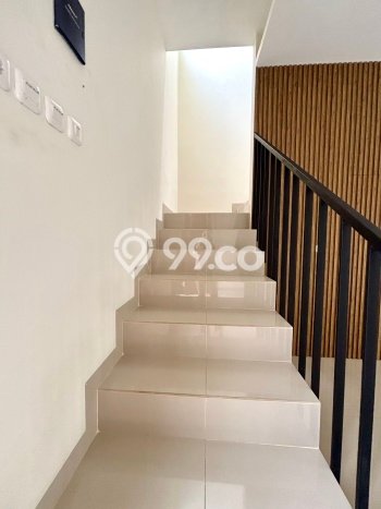 Rumah Strategis Minimalis Lb 150m2 di Serpong Utara, Tangerang Selatan Rumah Strategis Minimalis Lb 150m2 di Serpong Utara, Tangerang Selatan