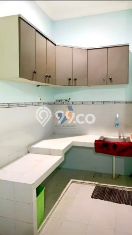 Rumah Kontrakan Tangerang Selatan LT 98m2 LB 100m2 Kawasan Graha Raya Bintaro Rumah Kontrakan Tangerang Selatan LT 98m2 LB 100m2 Kawasan Graha Raya Bintaro