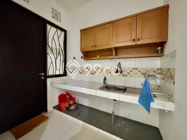 Rumah Modern 3 Kamar LT 120m2 di Graha Raya Rumah Modern 3 Kamar LT 120m2 di Graha Raya