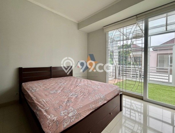 For Sale Hunian Rumah Terawat 4 Kamar di Graha Raya Bintaro, Tangerang Selatan For Sale Hunian Rumah Terawat 4 Kamar di Graha Raya Bintaro, Tangerang Selatan