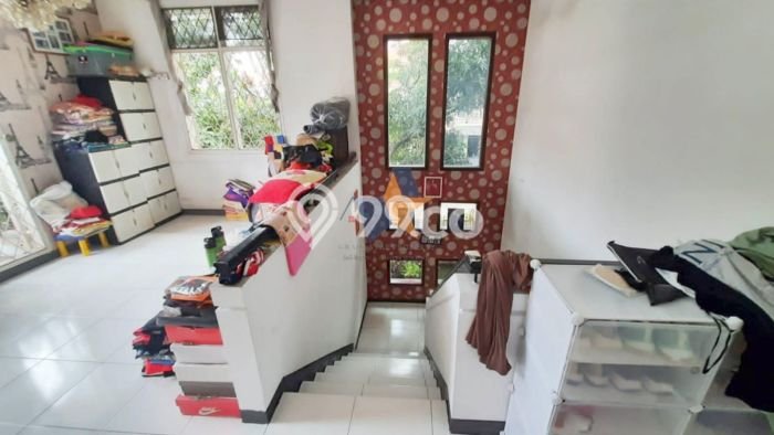 Dijual Rumah Premium dengan Fasilitas Sekitar Lengkap di Karang Tengah, Tangerang Dijual Rumah Premium dengan Fasilitas Sekitar Lengkap di Karang Tengah, Tangerang
