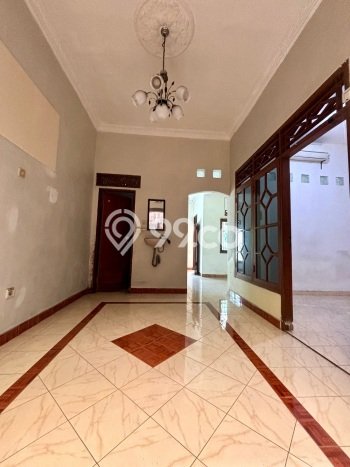 Disewakan Segera Rumah Kondisi Bagus di Kawasan Serpong Utara, Tangerang Selatan Disewakan Segera Rumah Kondisi Bagus di Kawasan Serpong Utara, Tangerang Selatan
