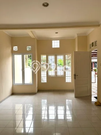 Rumah Kontrakan Tangerang Selatan LT 98m2 LB 100m2 Kawasan Graha Raya Bintaro Rumah Kontrakan Tangerang Selatan LT 98m2 LB 100m2 Kawasan Graha Raya Bintaro