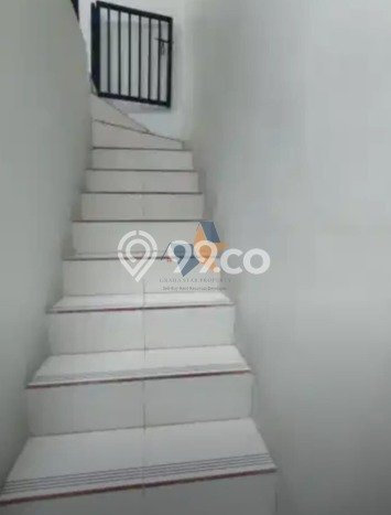 Rumah Luas Asri 2 KT Siap Pakai di Graha Raya Tangerang Rumah Luas Asri 2 KT Siap Pakai di Graha Raya Tangerang