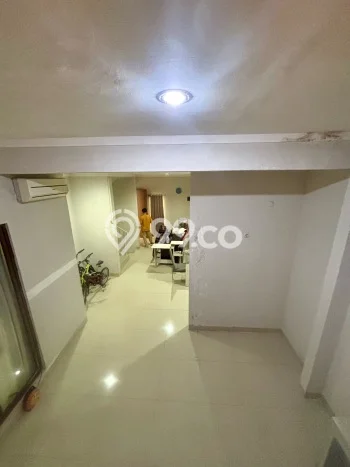 Disewakan! Rumah 3 Kamar Tidur &
3 Kamar Mandi di Graha Raya Bintaro, Tangerang Selatan Disewakan! Rumah 3 Kamar Tidur &
3 Kamar Mandi di Graha Raya Bintaro, Tangerang Selatan