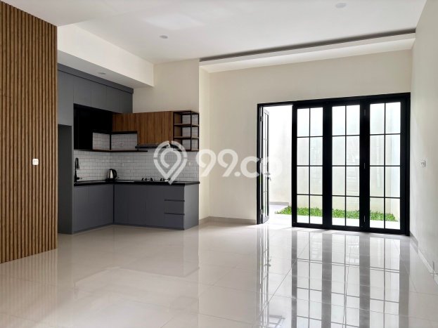 Rumah Strategis Minimalis Lb 150m2 di Serpong Utara, Tangerang Selatan Rumah Strategis Minimalis Lb 150m2 di Serpong Utara, Tangerang Selatan