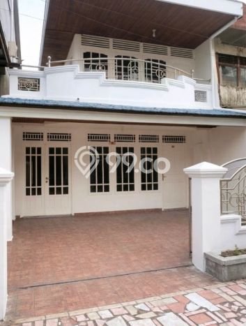 Rumah Cantik Siap Pakai Di Pontianak Tenggara Luas 200m2 Lokasi Strategis Rumah Cantik Siap Pakai Di Pontianak Tenggara Luas 200m2 Lokasi Strategis