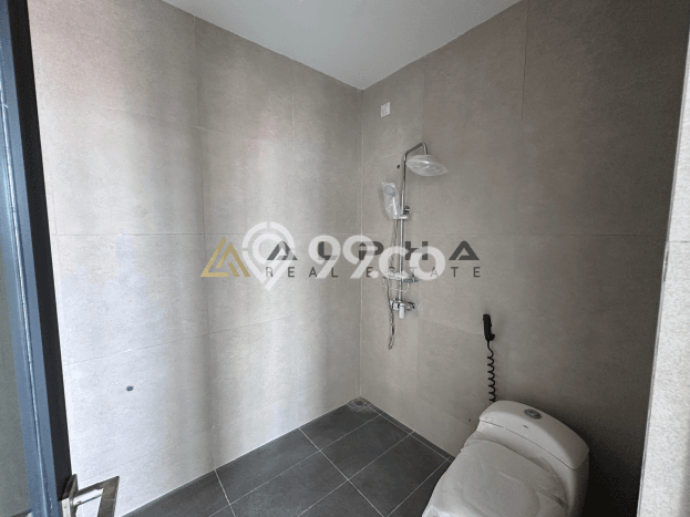 Jual Cepat Rumah LT 105m2m² / LB 118m2m² di Jantung Kota , Batam Jual Cepat Rumah LT 105m2m² / LB 118m2m² di Jantung Kota , Batam