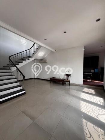 Rumah Mewah LB 500m2 Siap Huni Desain Elegan di Pantai Indah Kapuk, Jakarta Utara Rumah Mewah LB 500m2 Siap Huni Desain Elegan di Pantai Indah Kapuk, Jakarta Utara