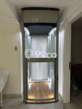 Rumah Elit LB 450m2 Siap Pakai Desain Elegan di Pantai Indah Kapuk, Jakarta Utara Rumah Elit LB 450m2 Siap Pakai Desain Elegan di Pantai Indah Kapuk, Jakarta Utara