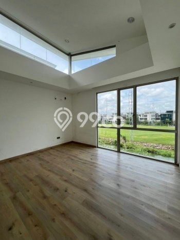 Hunian Elit LB 1260m2 Siap Huni Desain Elegan di Pantai Indah Kapuk, Jakarta Utara Hunian Elit LB 1260m2 Siap Huni Desain Elegan di Pantai Indah Kapuk, Jakarta Utara