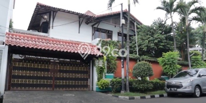 Dijual Rumah Premium dengan Fasilitas Sekitar Lengkap di Kebon Jeruk, Jakarta Barat Dijual Rumah Premium dengan Fasilitas Sekitar Lengkap di Kebon Jeruk, Jakarta Barat