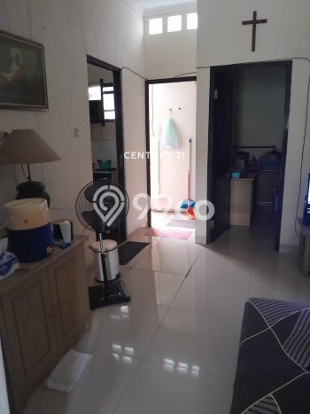 Jual Rumah Minimalis Bagus Punya 2 KT di Pamulang Tangerang Selatan SHM Jual Rumah Minimalis Bagus Punya 2 KT di Pamulang Tangerang Selatan SHM