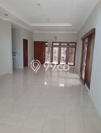 Rumah Elit Modern Tanpa Renovasi di Manyar Surabaya Rumah Elit Modern Tanpa Renovasi di Manyar Surabaya