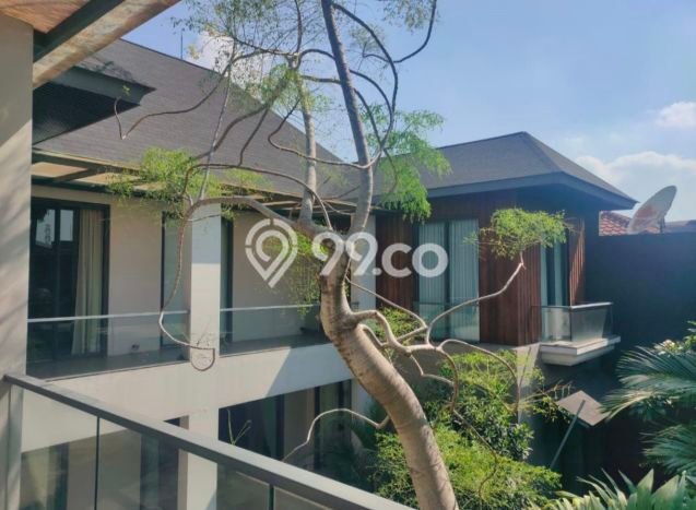 Rumah Luxury Modern Siap Huni di HR Muhammad Surabaya Rumah Luxury Modern Siap Huni di HR Muhammad Surabaya