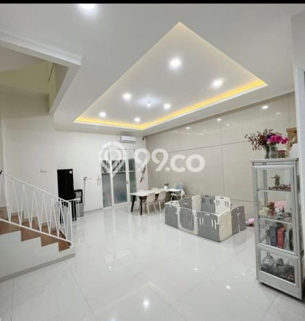 Jual Rumah Mewah Megah Dengan View Cantik di Sutorejo, Surabaya Jual Rumah Mewah Megah Dengan View Cantik di Sutorejo, Surabaya