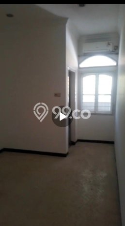 Disewakan! Rumah 3 Kamar Tidur &
2 Kamar Mandi di Sukomanunggal, Surabaya Disewakan! Rumah 3 Kamar Tidur &
2 Kamar Mandi di Sukomanunggal, Surabaya
