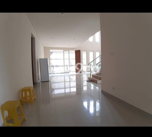 Dijual Rumah Premium dengan Fasilitas Sekitar Komplit di Wiyung, Surabaya Dijual Rumah Premium dengan Fasilitas Sekitar Komplit di Wiyung, Surabaya