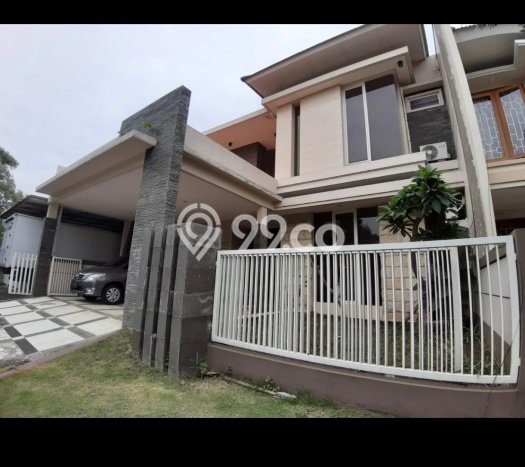 Dijual Rumah Premium dengan Fasilitas Sekitar Komplit di Wiyung, Surabaya Dijual Rumah Premium dengan Fasilitas Sekitar Komplit di Wiyung, Surabaya