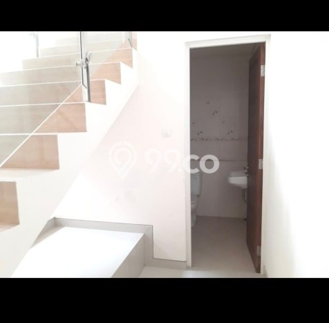 Dijual Rumah Premium dengan Fasilitas Sekitar Komplit di Wiyung, Surabaya Dijual Rumah Premium dengan Fasilitas Sekitar Komplit di Wiyung, Surabaya