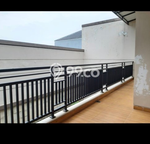 Dijual Rumah Premium dengan Fasilitas Sekitar Komplit di Wiyung, Surabaya Dijual Rumah Premium dengan Fasilitas Sekitar Komplit di Wiyung, Surabaya