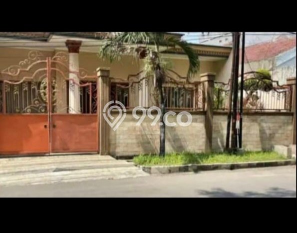 Jual Rumah Luas Megah Dengan View Cantik di Sukomanunggal, Surabaya Jual Rumah Luas Megah Dengan View Cantik di Sukomanunggal, Surabaya