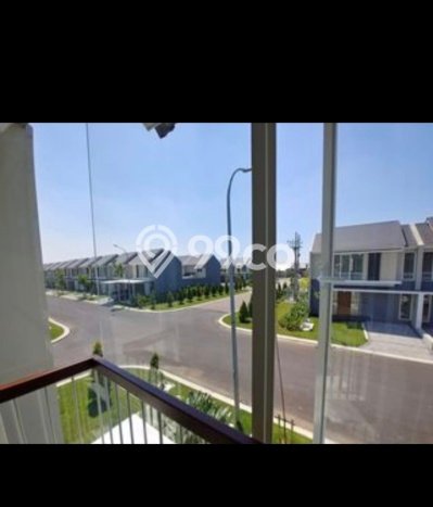 Rumah Modern 3 KT di Citraland Surabaya Unfurnished Rumah Modern 3 KT di Citraland Surabaya Unfurnished