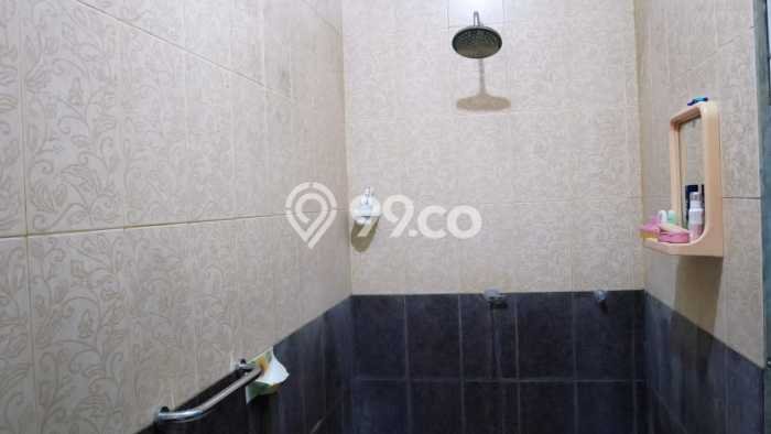Rumah Elit Modern Tanpa Renovasi di Pondok Kelapa Jakarta Timur Rumah Elit Modern Tanpa Renovasi di Pondok Kelapa Jakarta Timur