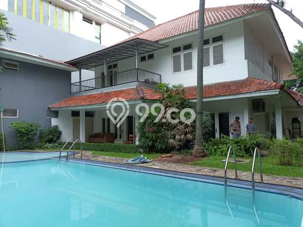 Dijual Rumah Premium dengan Fasilitas Sekitar Komplit di Menteng, Jakarta Pusat Dijual Rumah Premium dengan Fasilitas Sekitar Komplit di Menteng, Jakarta Pusat