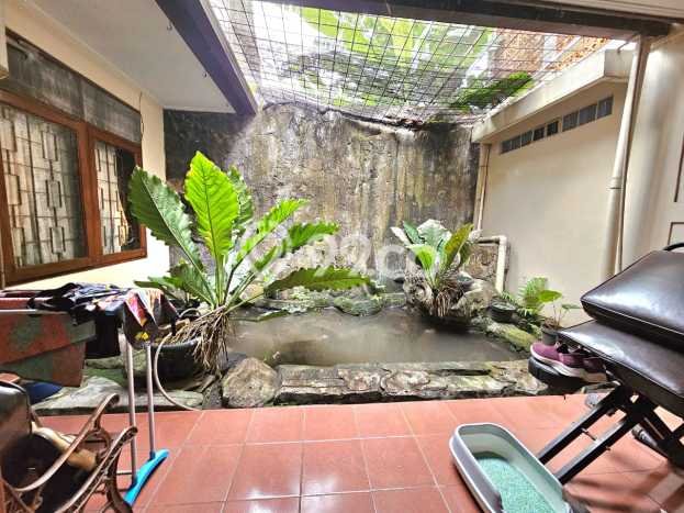 Rumah Elit Modern Tanpa Renovasi di Pondok Kelapa Jakarta Timur Rumah Elit Modern Tanpa Renovasi di Pondok Kelapa Jakarta Timur
