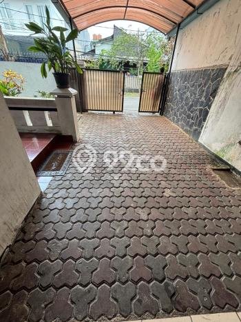 Jual Rumah Luas Megah Dengan View Eksklusif di Pulomas, Jakarta Timur Jual Rumah Luas Megah Dengan View Eksklusif di Pulomas, Jakarta Timur