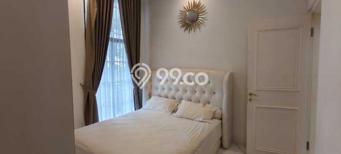 Dijual Rumah Luas Elegan Dengan View Eksklusif di Pulomas, Jakarta Timur Dijual Rumah Luas Elegan Dengan View Eksklusif di Pulomas, Jakarta Timur