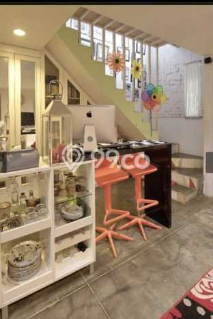 Hunian Mewah Dijual LT 125m2 di Duren Sawit, Jakarta Timur Hunian Mewah Dijual LT 125m2 di Duren Sawit, Jakarta Timur