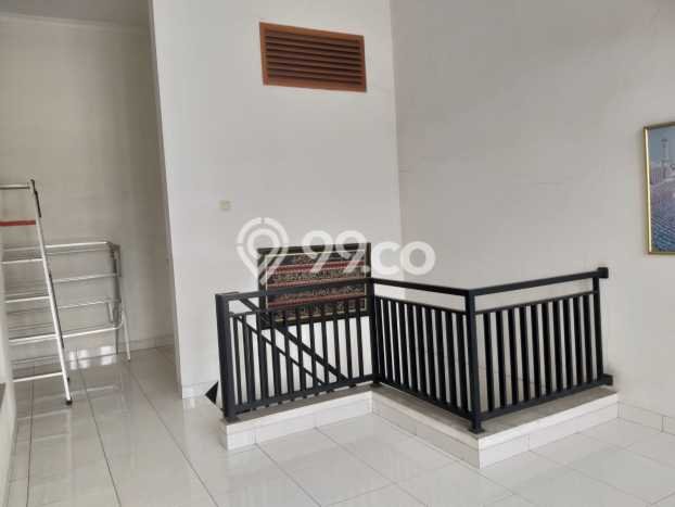 Ready to Use! Luxury House LT 144m2 Desain Modern di Pulomas Ready to Use! Luxury House LT 144m2 Desain Modern di Pulomas