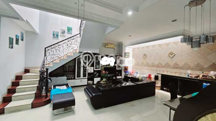 Hunian Mewah LB 260m2 Siap Huni Desain Elegan di Sunter, Jakarta Utara Hunian Mewah LB 260m2 Siap Huni Desain Elegan di Sunter, Jakarta Utara