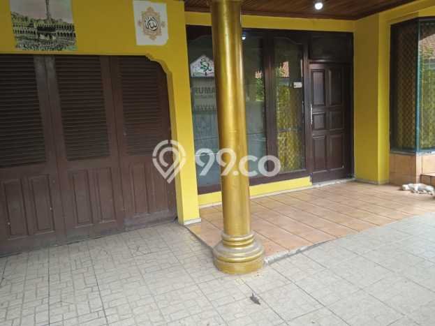 Rumah Eksklusif Dijual LT 200m2 di Duren Sawit, Jakarta Timur Rumah Eksklusif Dijual LT 200m2 di Duren Sawit, Jakarta Timur