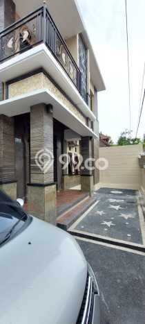 Rumah Disewakan Badung LT 200m2 LB 225m2 Area Kerobokan Rumah Disewakan Badung LT 200m2 LB 225m2 Area Kerobokan
