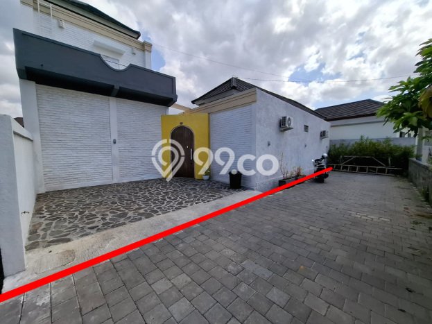 Rumah kawasan Denpasar Barat, 4 KM, Area Premium, Luas 300m2m² LB 150m2m² Rumah kawasan Denpasar Barat, 4 KM, Area Premium, Luas 300m2m² LB 150m2m²