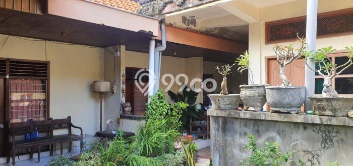 Rumah Modern di Denpasar Timur, Denpasar, LT 285m² LB 276m² Rumah Modern di Denpasar Timur, Denpasar, LT 285m² LB 276m²