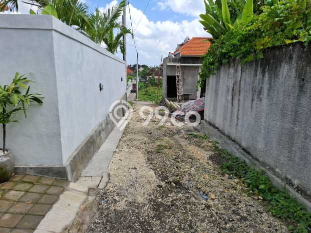 Rumah Kontrakan Badung LT 200m2 LB 160m2 Area Tibubeneng Rumah Kontrakan Badung LT 200m2 LB 160m2 Area Tibubeneng