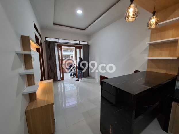 Rumah di Kerobokan, Akses ke Stasiun, 2 KT, LT 100m2m² LB 90m2m² Rumah di Kerobokan, Akses ke Stasiun, 2 KT, LT 100m2m² LB 90m2m²