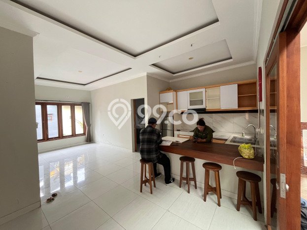 HUNIAN PREMIUM! Rumah kawasan Tibubeneng, 2 KT, Area Berkembang, Luas 138m2m² Bangunan 120m2m² HUNIAN PREMIUM! Rumah kawasan Tibubeneng, 2 KT, Area Berkembang, Luas 138m2m² Bangunan 120m2m²