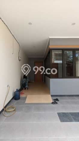 Ready to Use! Premium House LT 120m2 Desain Elegan di Muara Karang Ready to Use! Premium House LT 120m2 Desain Elegan di Muara Karang