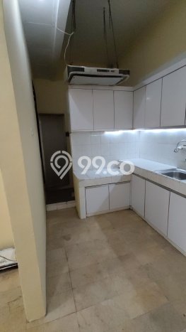 Disewakan! Rumah 4 Kamar Tidur &
2 Kamar Mandi di Muara Karang, Jakarta Utara Disewakan! Rumah 4 Kamar Tidur &
2 Kamar Mandi di Muara Karang, Jakarta Utara