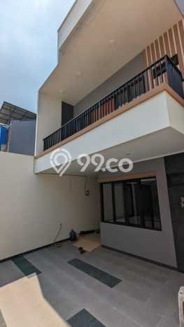 Ready to Use! Premium House LT 120m2 Desain Elegan di Muara Karang Ready to Use! Premium House LT 120m2 Desain Elegan di Muara Karang