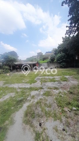 Tanah Kosong Dijual di Jakarta Selatan dengan Area 734m2 Tanah Kosong Dijual di Jakarta Selatan dengan Area 734m2