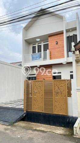 Rumah Luas Asri 3 KT Siap Pakai di Summarecon Bekasi Bekasi Rumah Luas Asri 3 KT Siap Pakai di Summarecon Bekasi Bekasi